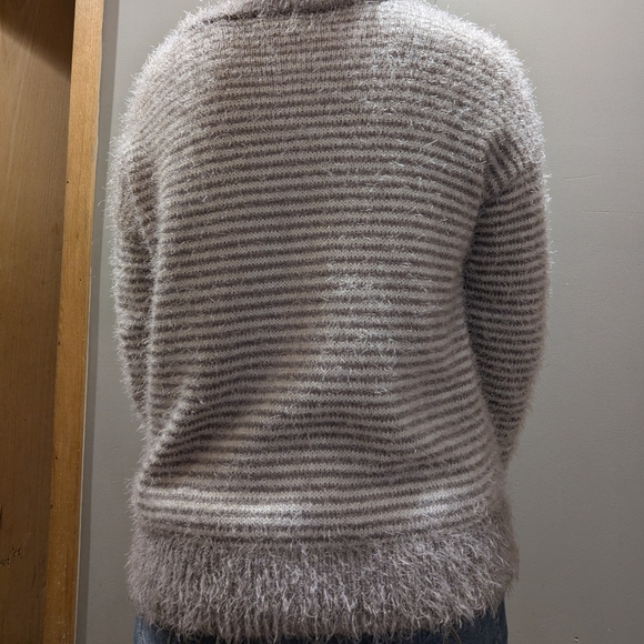Maurices Light Brownish Grayish White Knitted Sweater - Picture 4 of 4